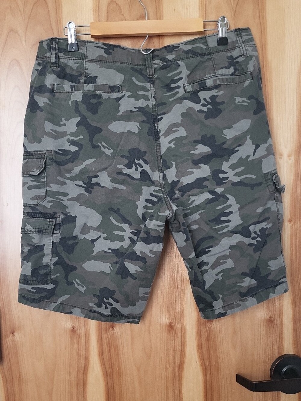 Iron Flex Men's Camouflage Cargo Shorts - Green Camo - Picture 4 of 4